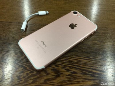 iphone7p日版多少钱