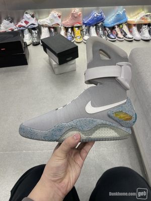 nikeairmag高仿多少钱